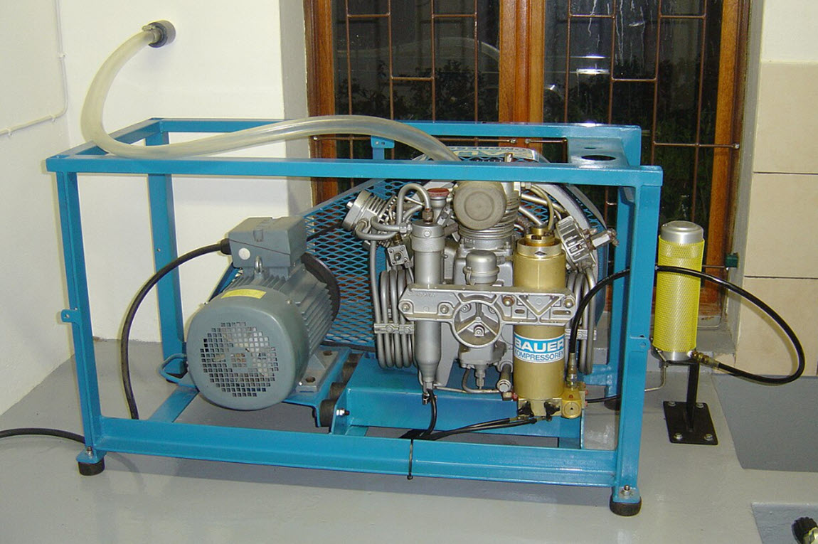 Bauer dive compressor used by scuba shops