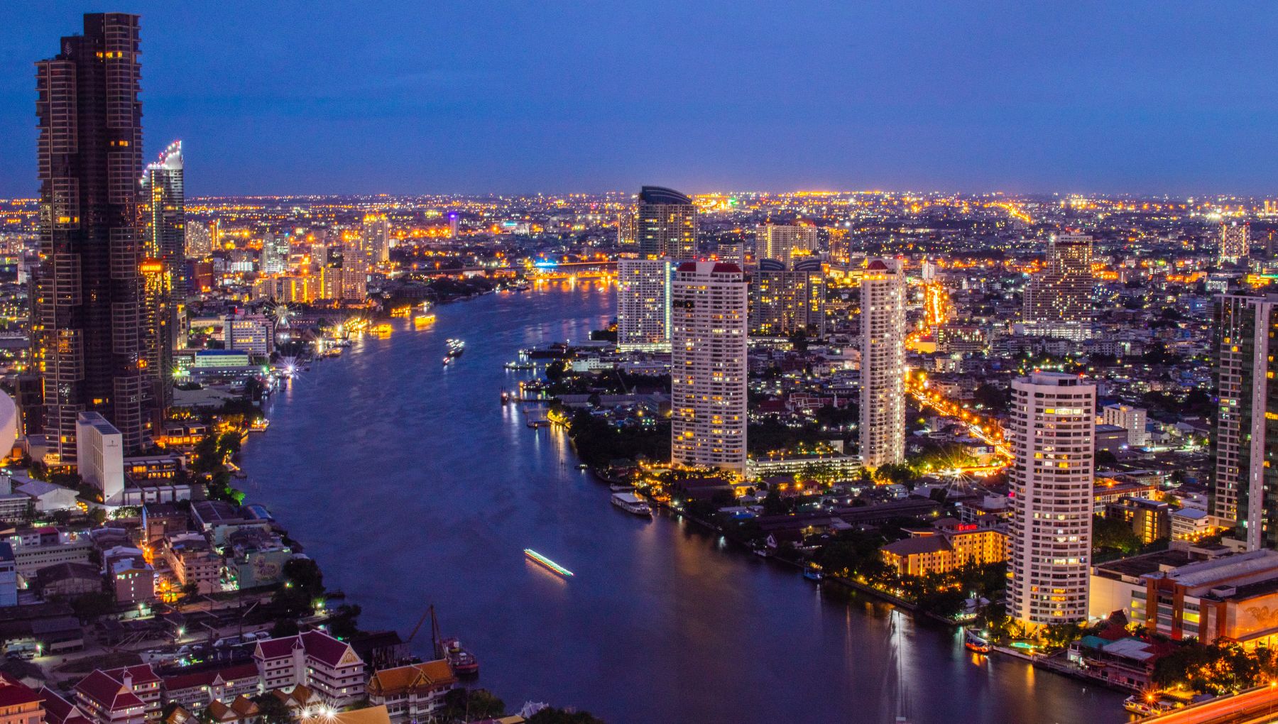 Bangkok Street Food: A Smart Travelers Guide to Eating Like a King